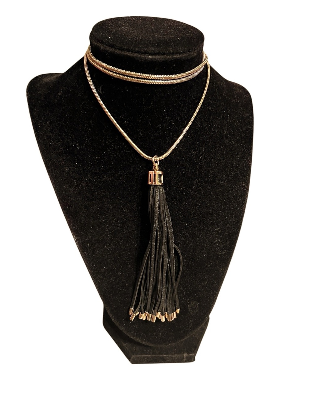 Banana Republic Gold-Tone Chain Necklace with Black Tassel 16” Drop